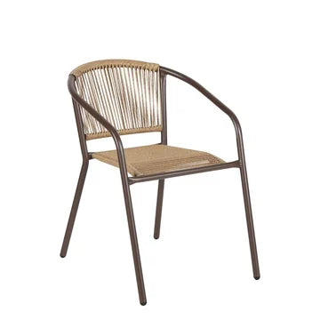 Silla con apoyabrazos en beige
