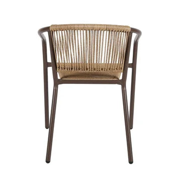 Silla con apoyabrazos en beige